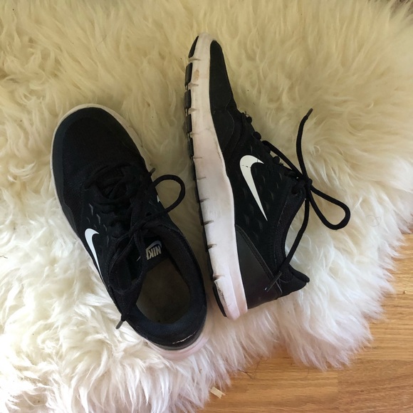 Nike free running shoes - Picture 5 of 10